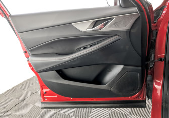 Подержанный автомобиль Changan CS35PLUS 2023 года (19 фото)