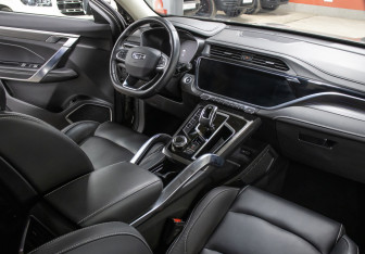 Подержанный автомобиль Geely Atlas Pro 2022 года (11 фото)
