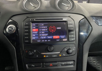 Подержанный автомобиль Ford Mondeo Sedan 2011 года (14 фото)