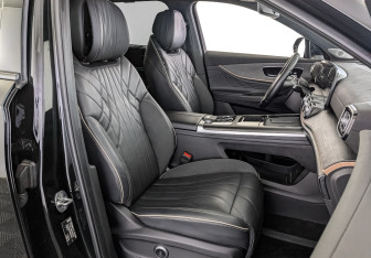 Подержанный автомобиль Jaecoo J8 2024 года (24 фото)