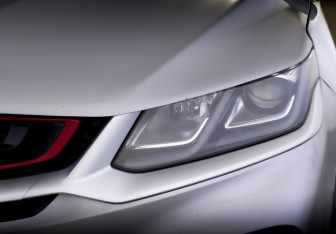 Подержанный автомобиль Geely Coolray 2023 года (17 фото)