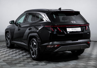 Подержанный автомобиль Hyundai Tucson 2023 года (7 фото)