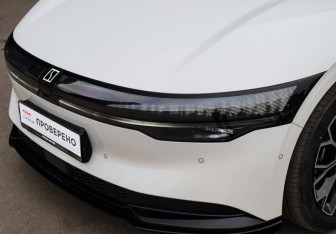 Подержанный автомобиль Zeekr 007 2024 года (37 фото)