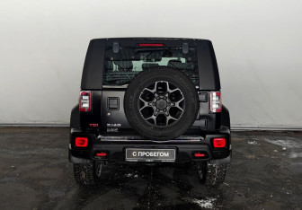 Подержанный автомобиль BAIC BJ40 2024 года (5 фото)