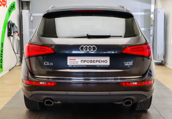 Подержанный автомобиль Audi Q5 2015 года (5 фото)