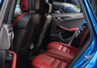 Подержанный автомобиль Porsche Macan 2015 года (10 фото)