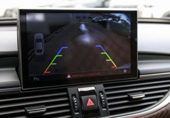 Подержанный автомобиль Audi A6 Sedan 2013 года (18 фото)