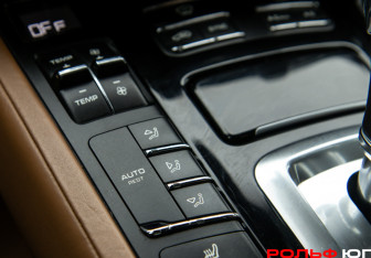 Подержанный автомобиль Porsche Cayenne 2014 года (17 фото)