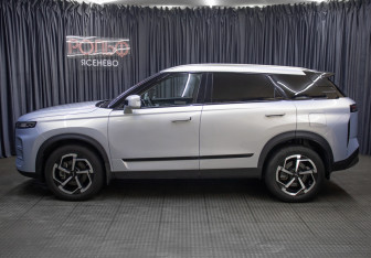 Подержанный автомобиль Jaecoo J7 2023 года (7 фото)