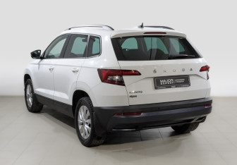 Подержанный автомобиль Skoda Karoq 2020 года (7 фото)
