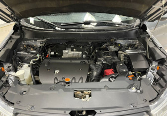 Подержанный автомобиль Peugeot 4008 2012 года (18 фото)