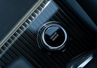 Новый Geely Monjaro 2024 (25 фото)