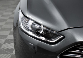 Подержанный автомобиль Ford Mondeo Sedan 2017 года (7 фото)