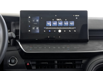 Новый Toyota Camry Sedan 2025 (11 фото)