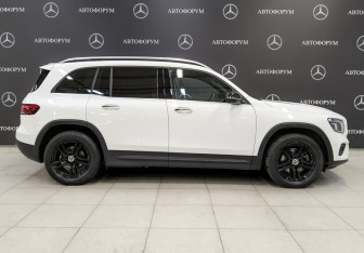 Подержанный автомобиль Mercedes-Benz GLB 2021 года (4 фото)