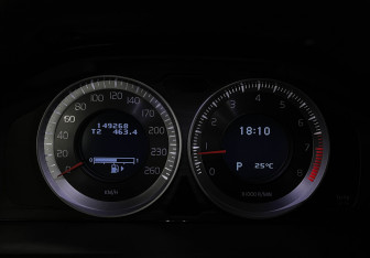 Подержанный автомобиль Volvo S80 2013 года (11 фото)