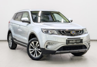 Подержанный автомобиль Geely Atlas 2021 года (3 фото)