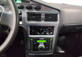 Подержанный автомобиль Daewoo Nexia Sedan 2012 года (17 фото)