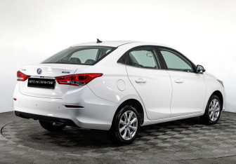 Подержанный автомобиль Changan Alsvin 2023 года (3 фото)