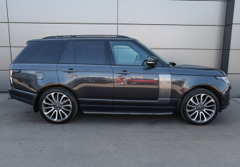 Подержанный автомобиль Land Rover Range Rover 2019 года (4 фото)