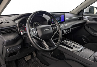 Подержанный автомобиль Haval Jolion 2023 года (15 фото)