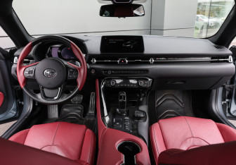 Подержанный автомобиль Toyota Supra 2019 года (12 фото)