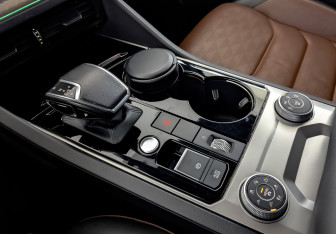 Подержанный автомобиль Volkswagen Touareg 2019 года (21 фото)