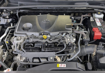 Подержанный автомобиль Toyota Camry Sedan 2021 года (9 фото)