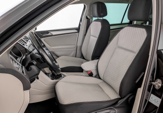 Подержанный автомобиль Volkswagen Tiguan 2017 года (20 фото)