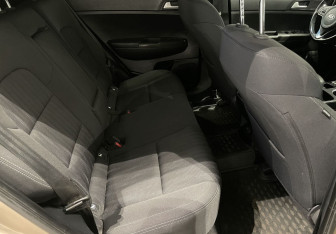 Подержанный автомобиль Kia Sportage 2017 года (11 фото)