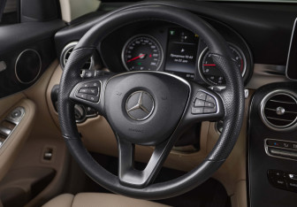 Подержанный автомобиль Mercedes-Benz GLC Coupe 2019 года (12 фото)