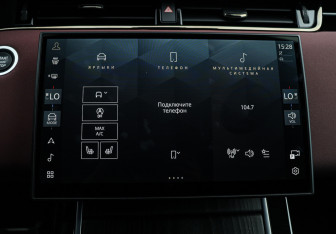 Подержанный автомобиль Land Rover Range Rover Evoque 2024 года (26 фото)