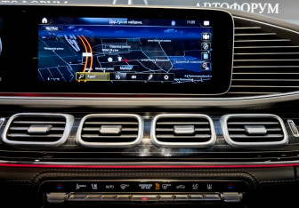 Подержанный автомобиль Mercedes-Benz Maybach GLS 2021 года (15 фото)