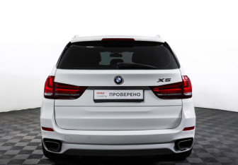 Подержанный автомобиль BMW X5 2014 года (6 фото)