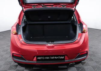 Подержанный автомобиль Kia Ceed Hatchback 2012 года (20 фото)