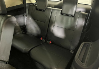 Подержанный автомобиль Mitsubishi Outlander 2019 года (13 фото)