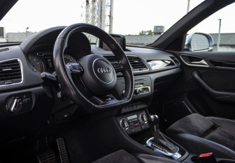 Подержанный автомобиль Audi RS Q3 2014 года (9 фото)