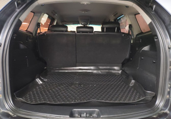 Подержанный автомобиль SsangYong Kyron 2011 года (12 фото)