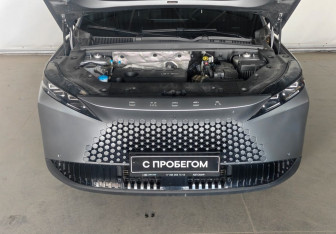 Подержанный автомобиль Omoda C7 2025 года (20 фото)