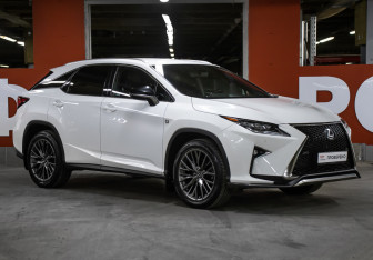 Подержанный автомобиль Lexus RX 2015 года (3 фото)