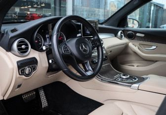 Подержанный автомобиль Mercedes-Benz GLC Coupe 2018 года (14 фото)