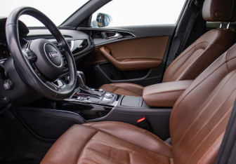 Подержанный автомобиль Audi A6 Sedan 2017 года (10 фото)