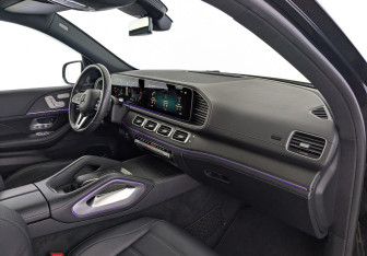 Подержанный автомобиль Mercedes-Benz GLE 2021 года (11 фото)