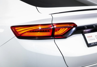 Подержанный автомобиль Geely Tugella 2023 года (16 фото)