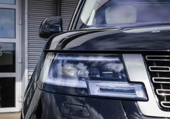 Подержанный автомобиль Land Rover Range Rover 2022 года (25 фото)