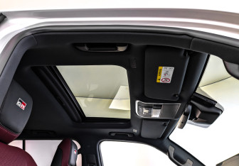 Подержанный автомобиль Toyota Land Cruiser Suv 2022 года (23 фото)