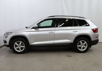 Подержанный автомобиль Skoda Kodiaq 2019 года (8 фото)