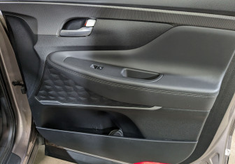 Подержанный автомобиль Hyundai Santa Fe 2020 года (25 фото)