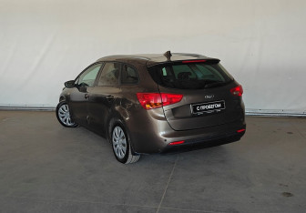 Подержанный автомобиль Kia Ceed Wagon 2018 года (4 фото)