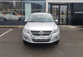 Подержанный автомобиль Volkswagen Tiguan 2010 года (2 фото)